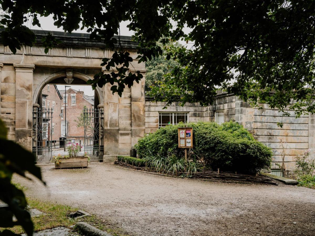 Beautiful Grade II Listed Gatehouse In Great Location Villa Sheffield Bagian luar foto